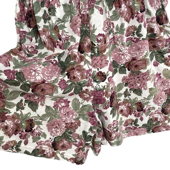 Shenanigans Vintage Floral Button Shortsleeved Romper - Picture 4 of 8